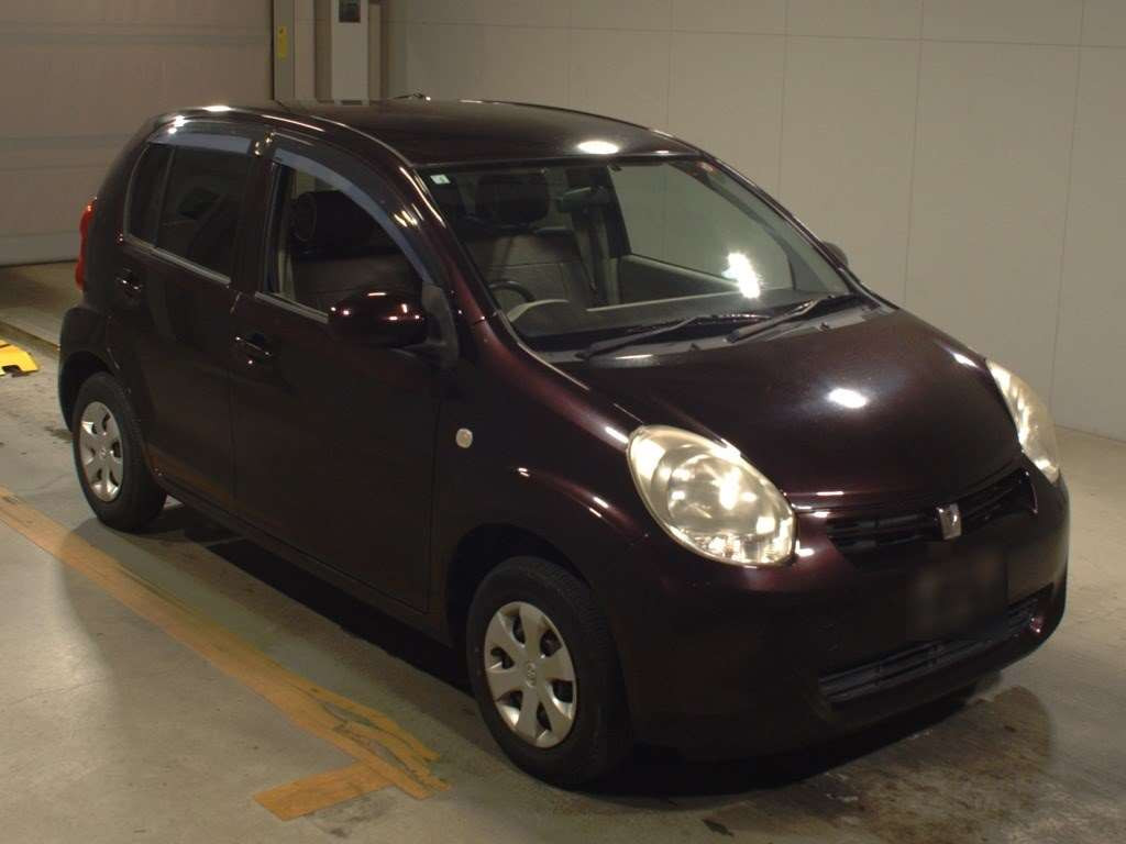 2012 Toyota Passo KGC30[2]