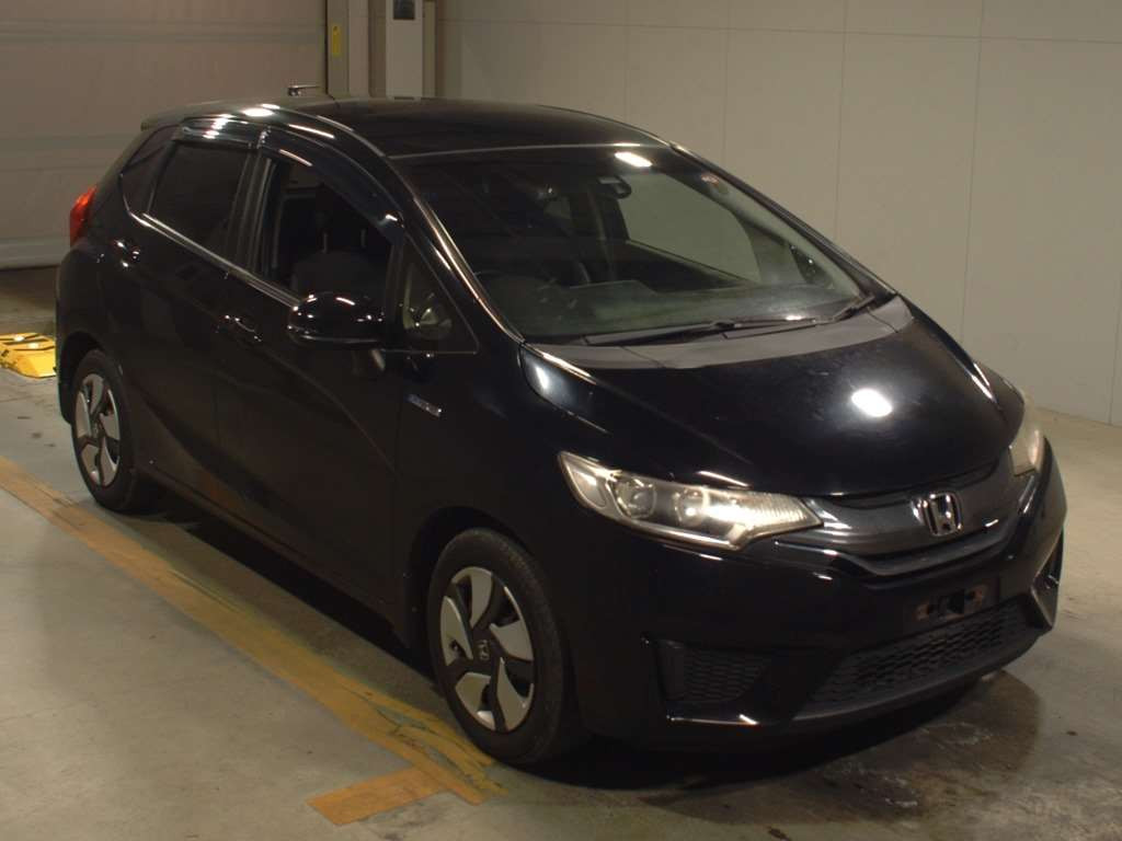 2013 Honda Fit Hybrid GP5[2]