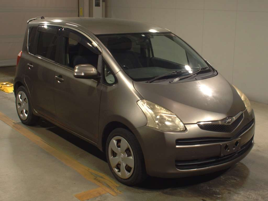 2006 Toyota Ractis NCP100[2]