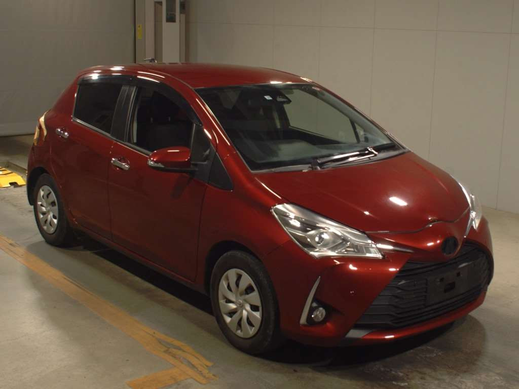 2019 Toyota Vitz NSP130[2]