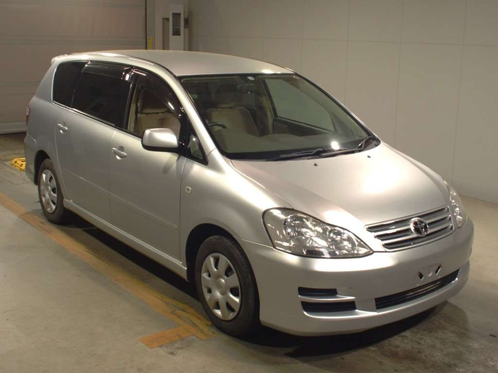 2003 Toyota Ipsum ACM21W[2]