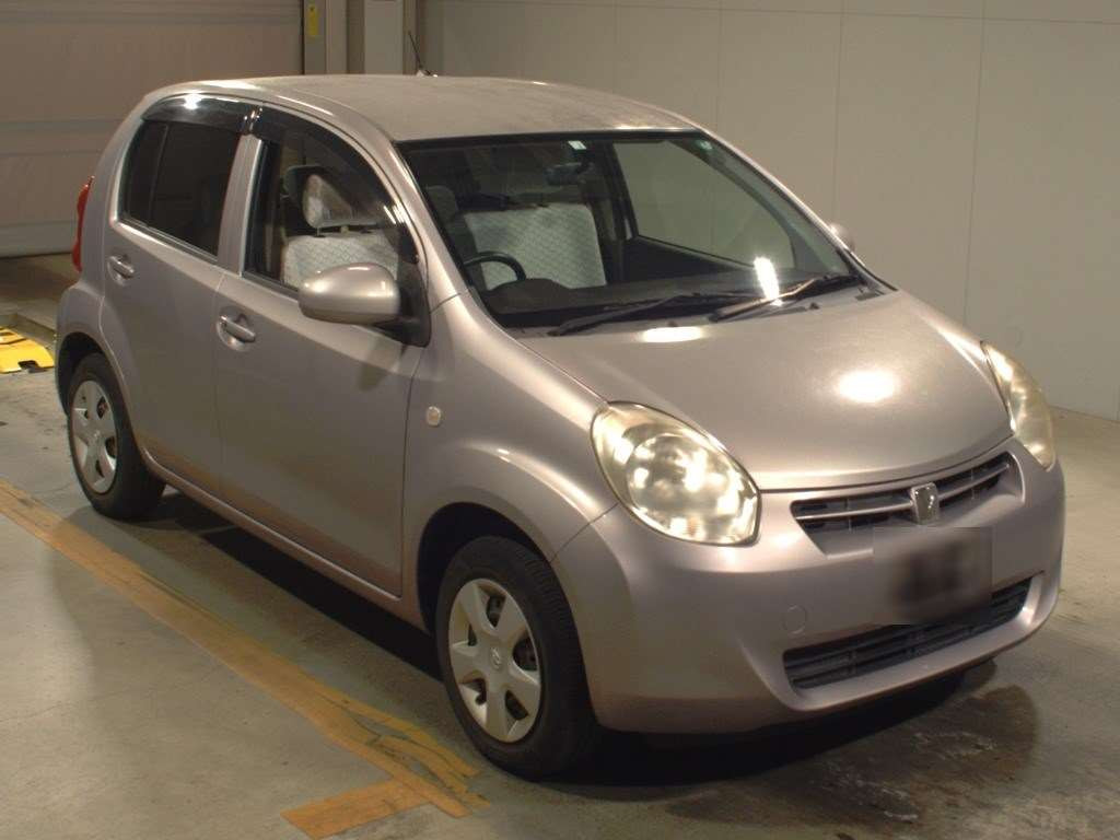 2014 Toyota Passo KGC30[2]