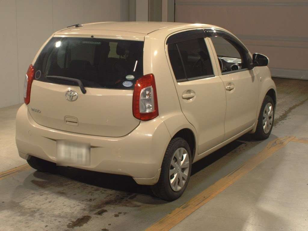 2015 Toyota Passo KGC30[1]