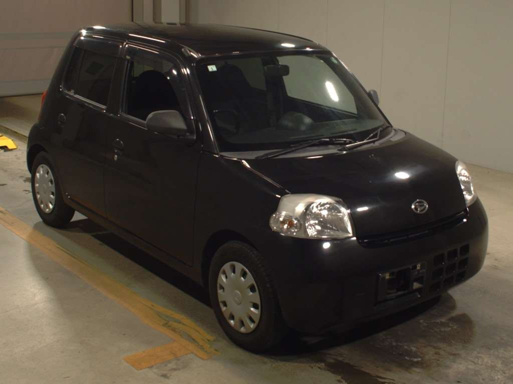 2011 Daihatsu Esse L235S[2]