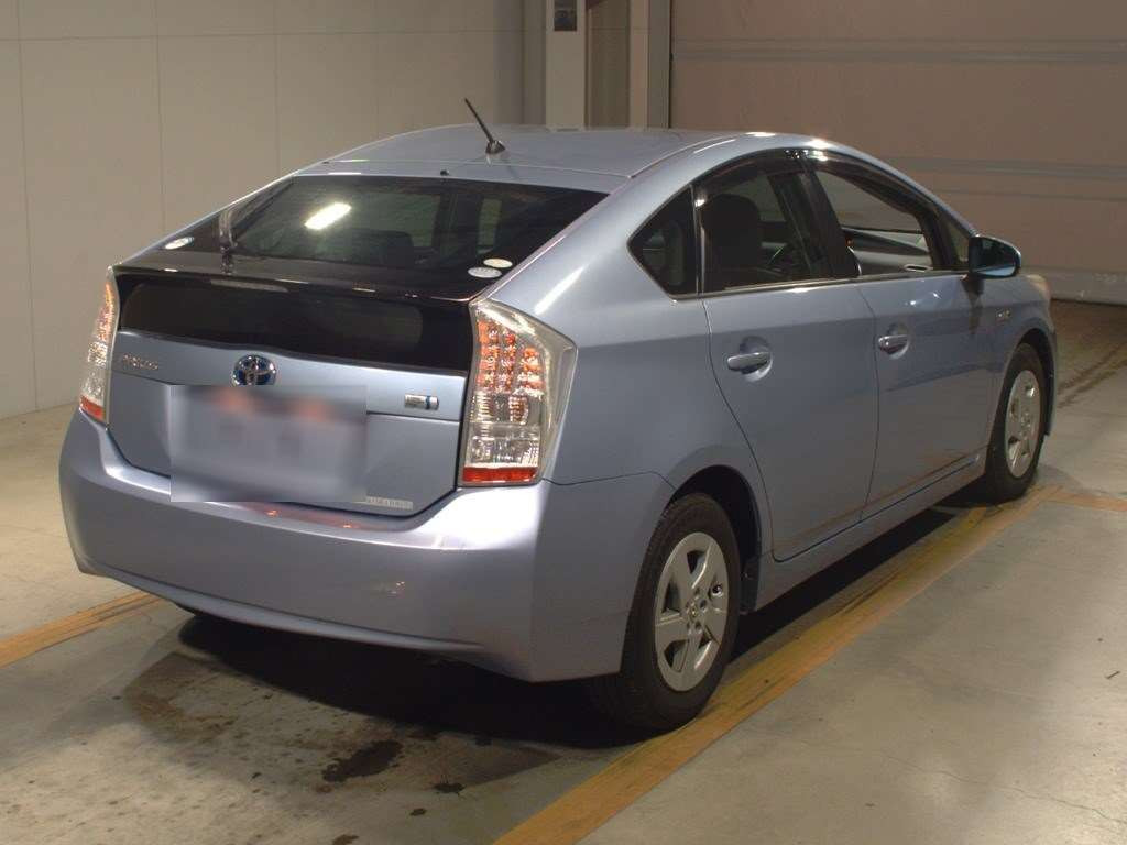 2011 Toyota Prius ZVW30[1]