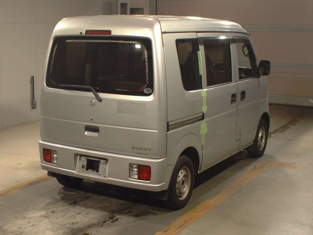 2009 Suzuki Every DA64V[1]