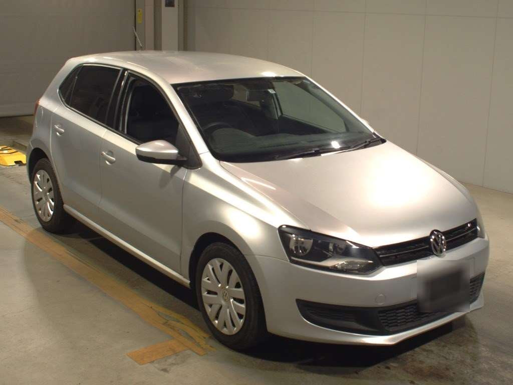 2011 Volkswagen Polo 6RCBZ[2]