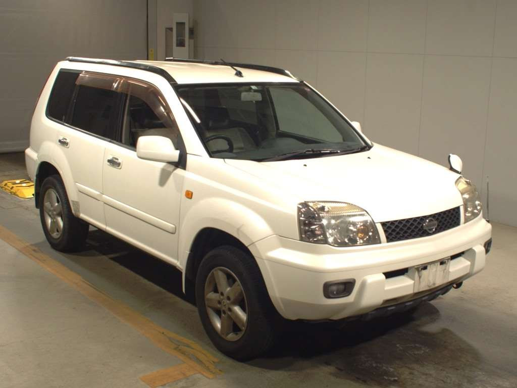 2001 Nissan X-Trail NT30[2]