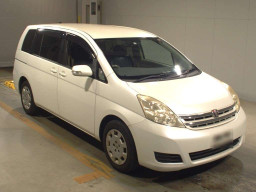 2010 Toyota Isis