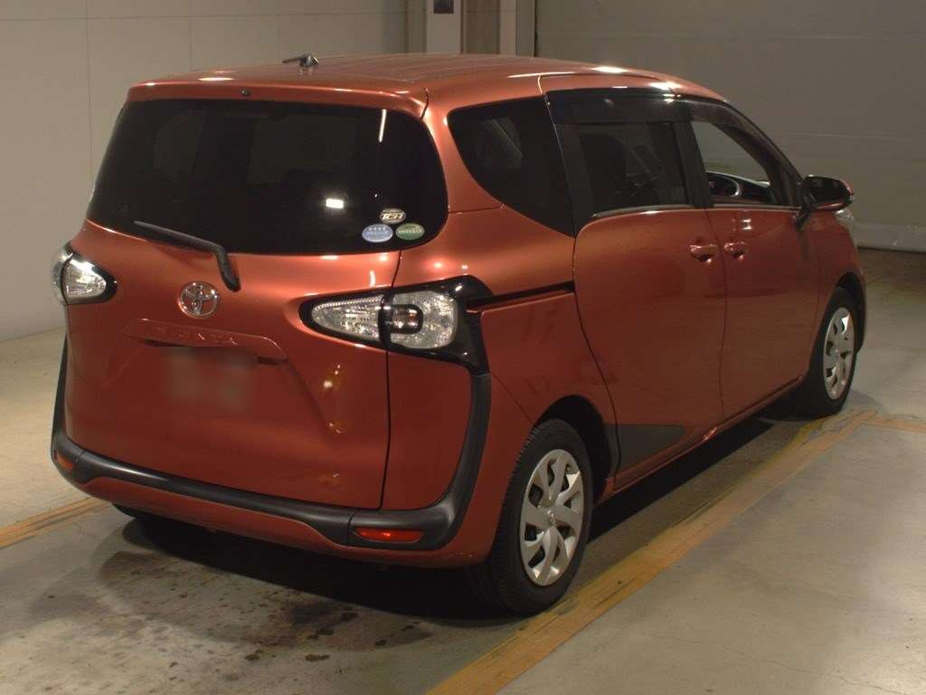 2015 Toyota Sienta NSP170G[1]