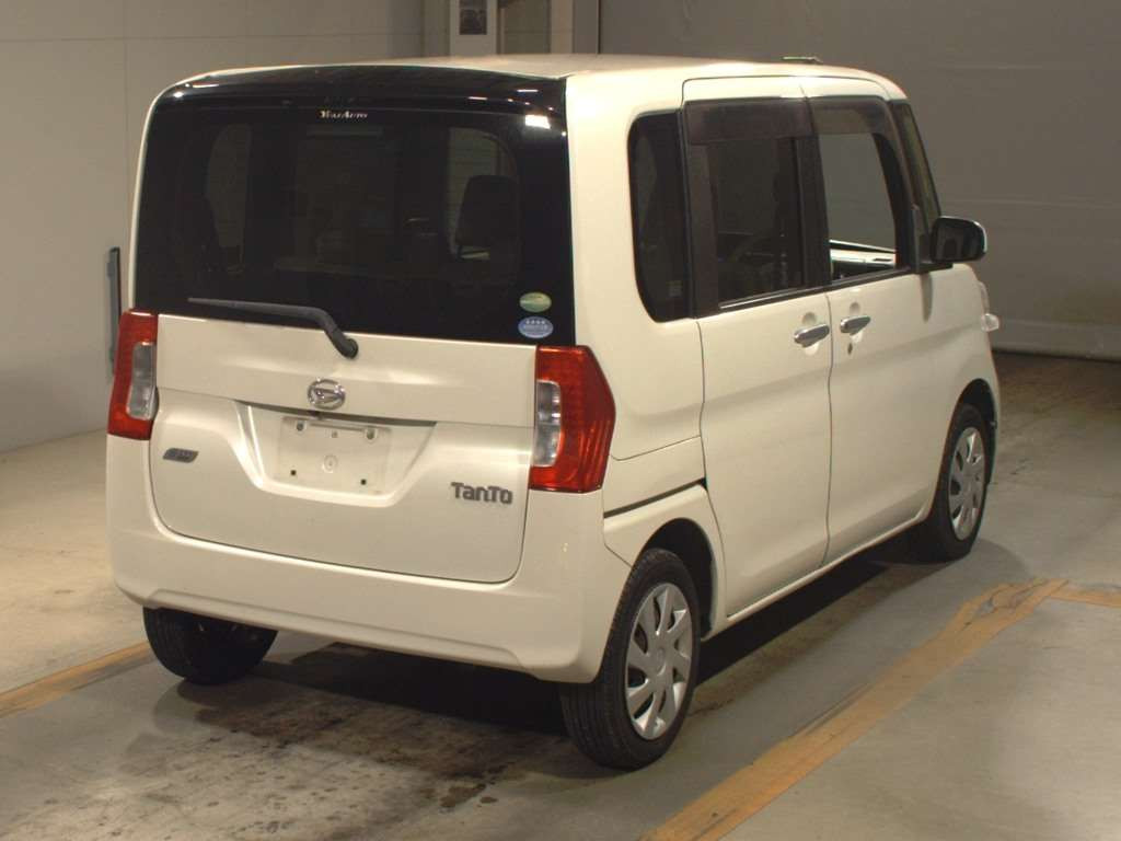 2014 Daihatsu Tanto LA600S[1]