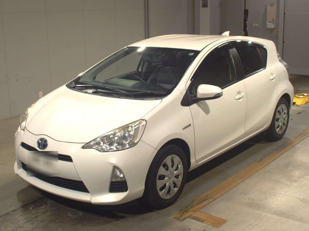 2014 Toyota Aqua NHP10[0]