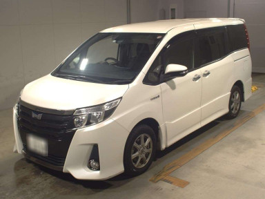 2016 Toyota Noah