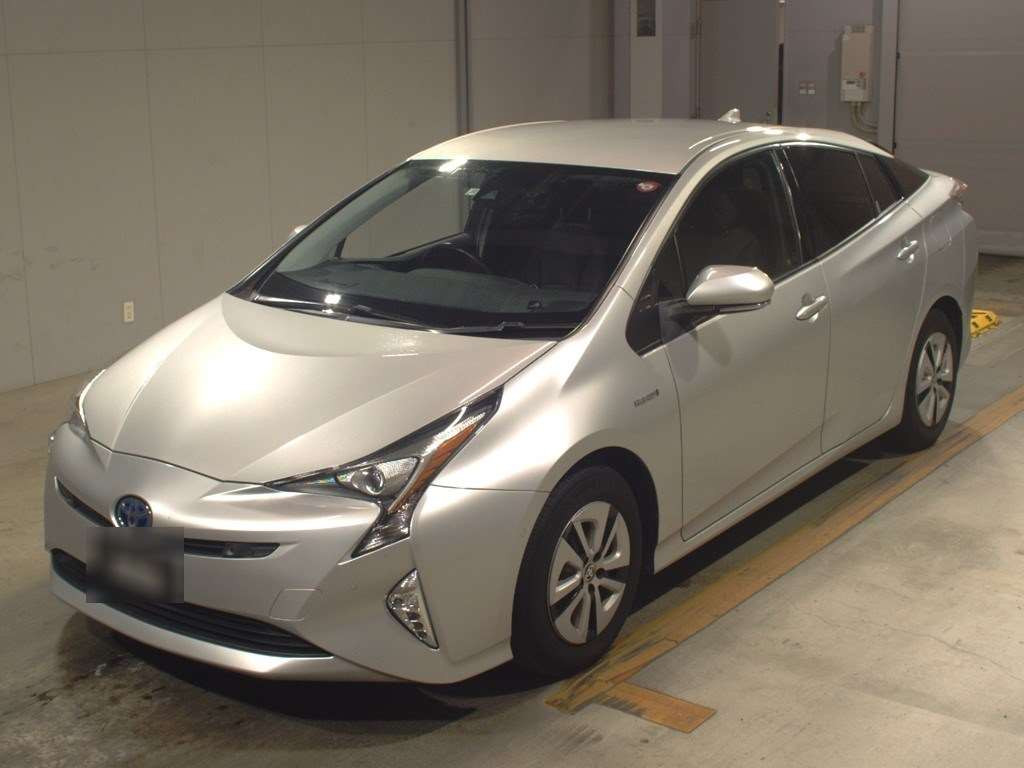 2017 Toyota Prius ZVW51[0]