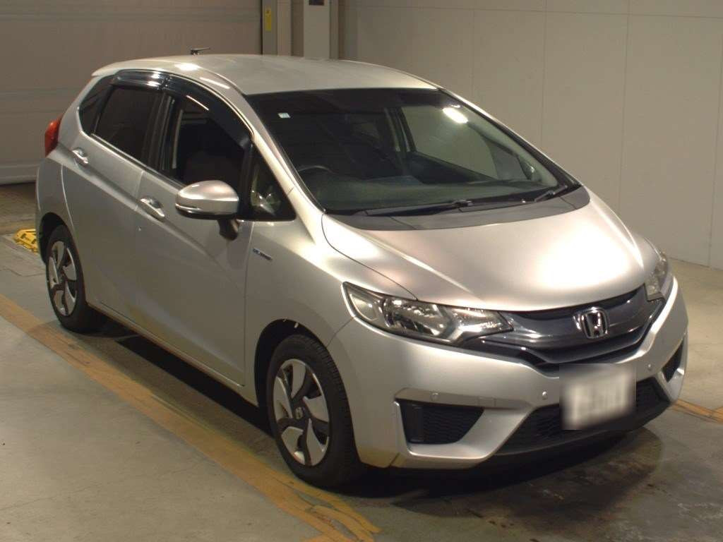 2014 Honda Fit Hybrid GP5[2]