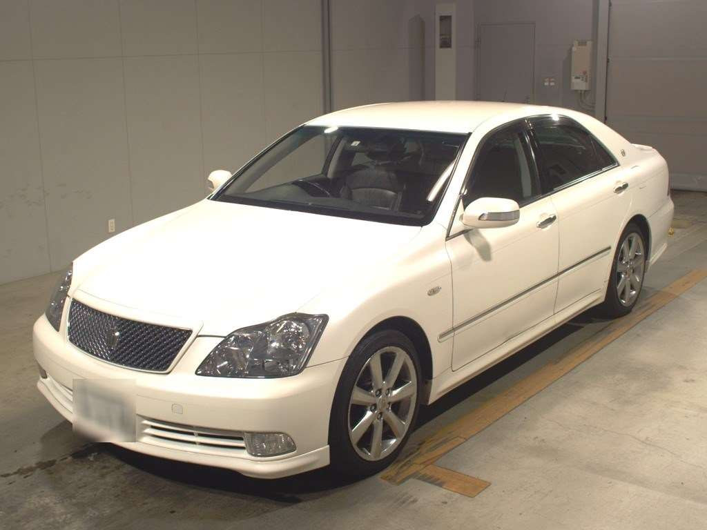 2004 Toyota Crown GRS182[0]