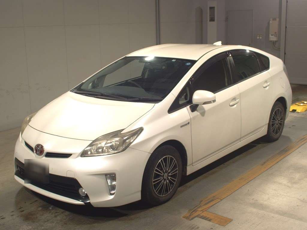 2013 Toyota Prius ZVW30[0]