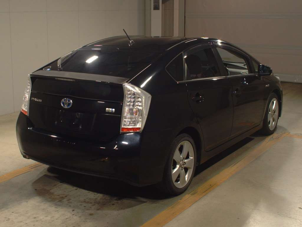 2010 Toyota Prius ZVW30[1]