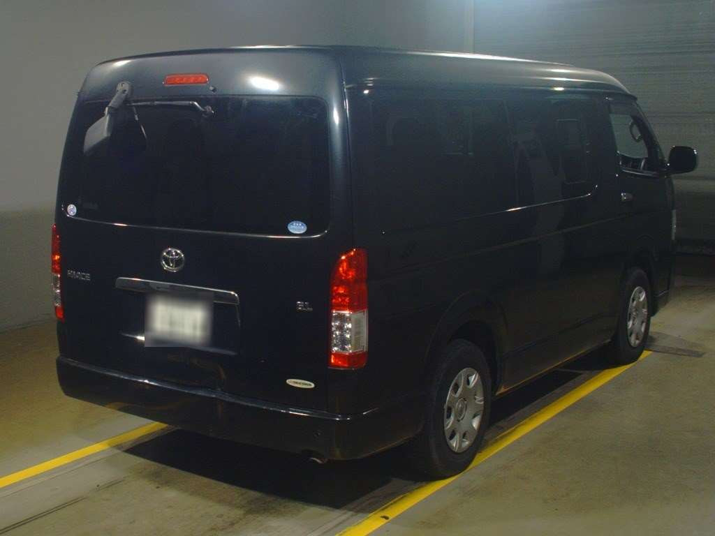 2015 Toyota Hiace Wagon TRH214W[1]