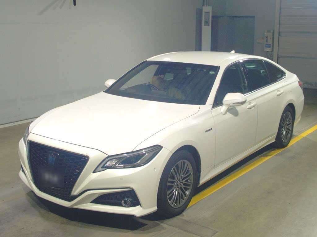 2019 Toyota Crown Hybrid AZSH20[0]