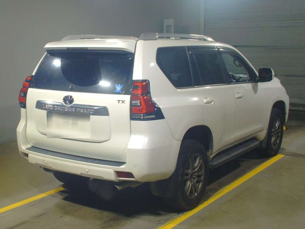 2021 Toyota Land Cruiser Prado TRJ150W[1]