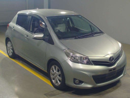 2011 Toyota Vitz