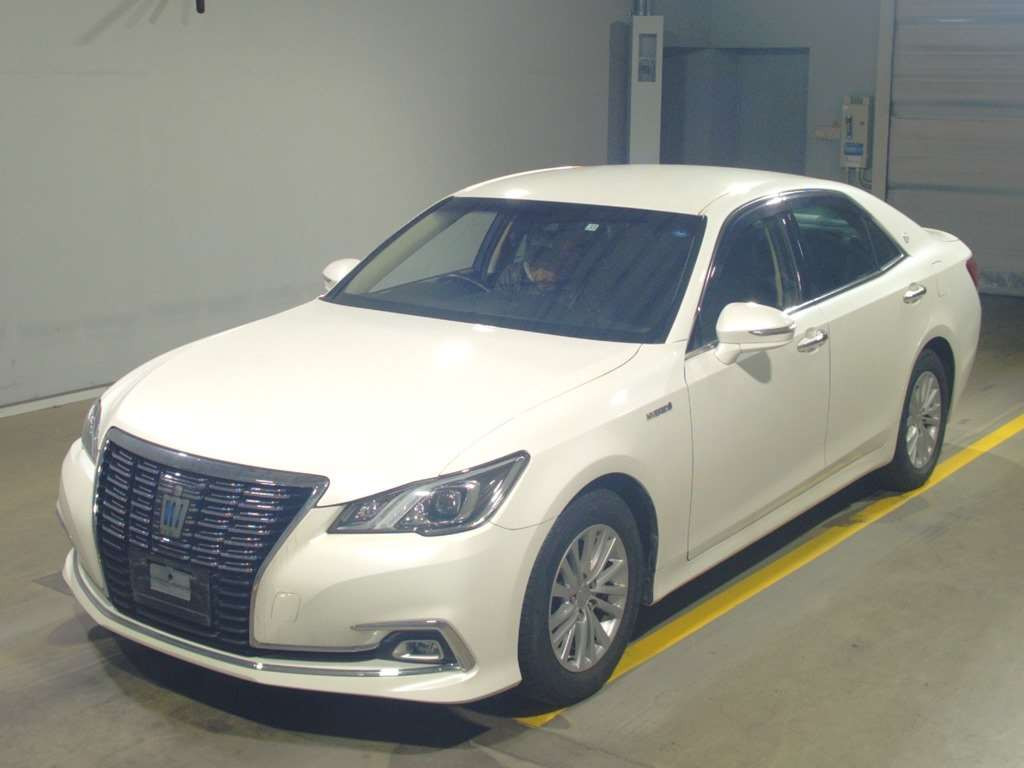 2017 Toyota Crown Hybrid AWS210[0]