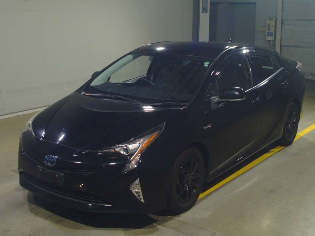 2017 Toyota Prius ZVW50[0]