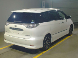 2013 Toyota Estima