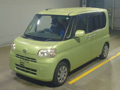 2012 Daihatsu Tanto