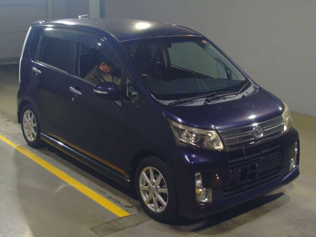 2013 Daihatsu Move Custom LA100S[2]