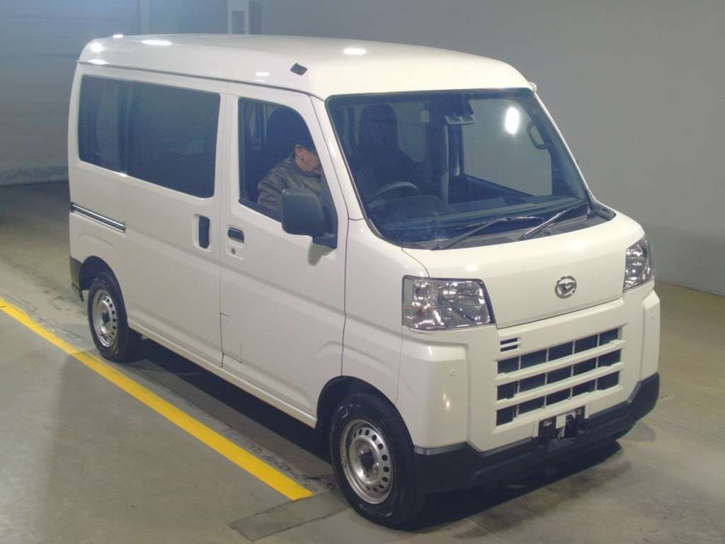 2022 Daihatsu Hijet Cargo S700V[2]