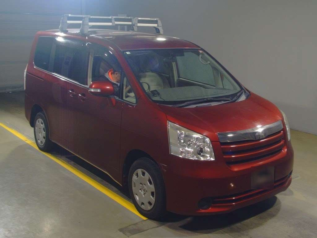 2008 Toyota Noah ZRR75G[2]