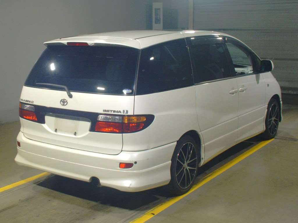 2001 Toyota Estima ACR30W[1]