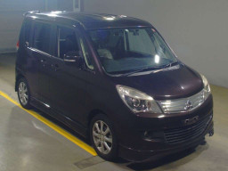 2013 Mitsubishi Delica D2