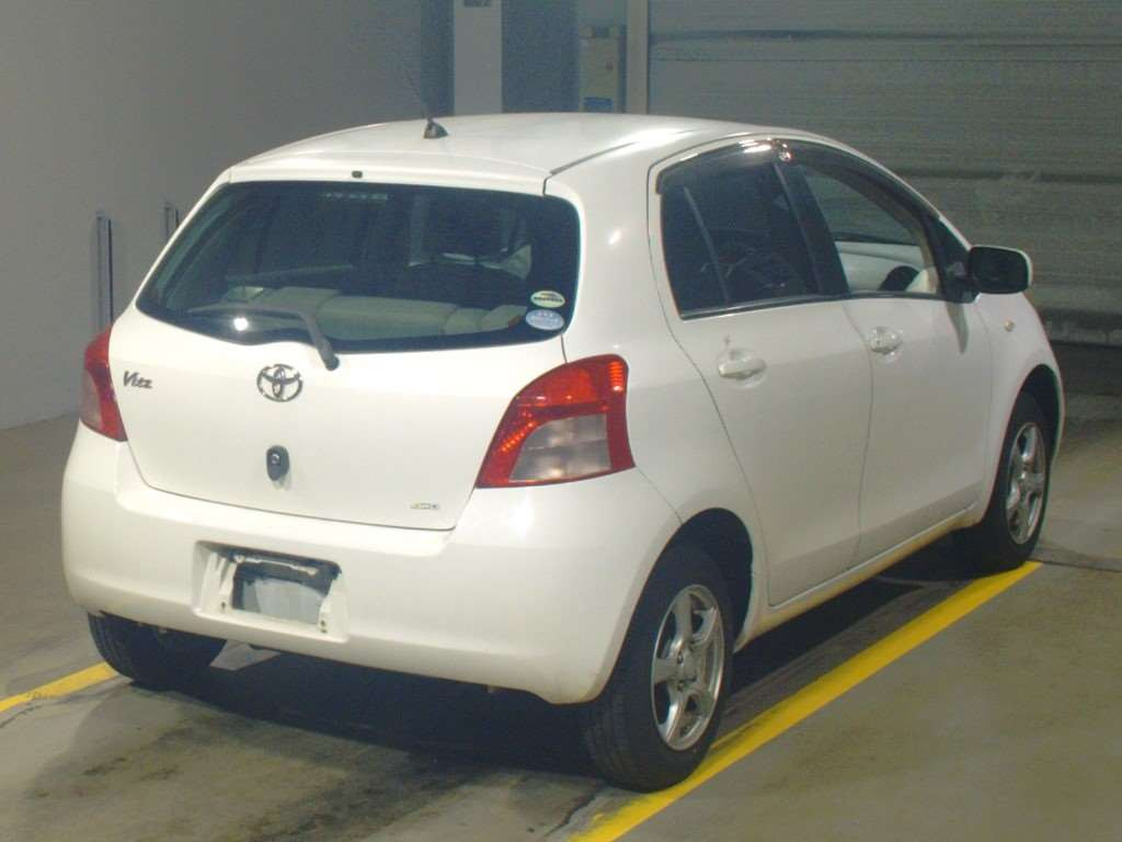 2006 Toyota Vitz NCP95[1]