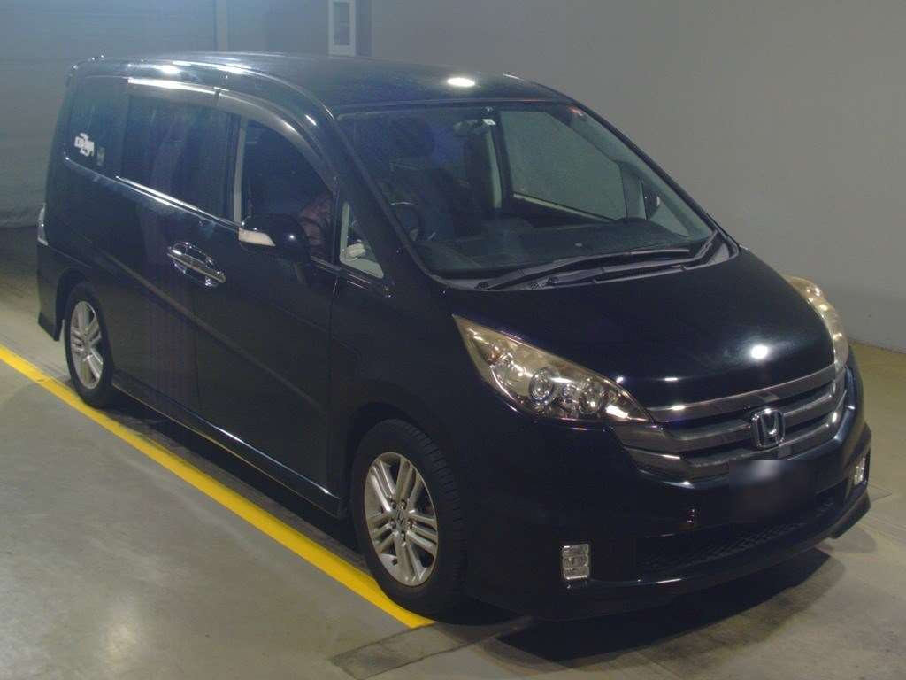 2008 Honda Step WGN RG1[2]