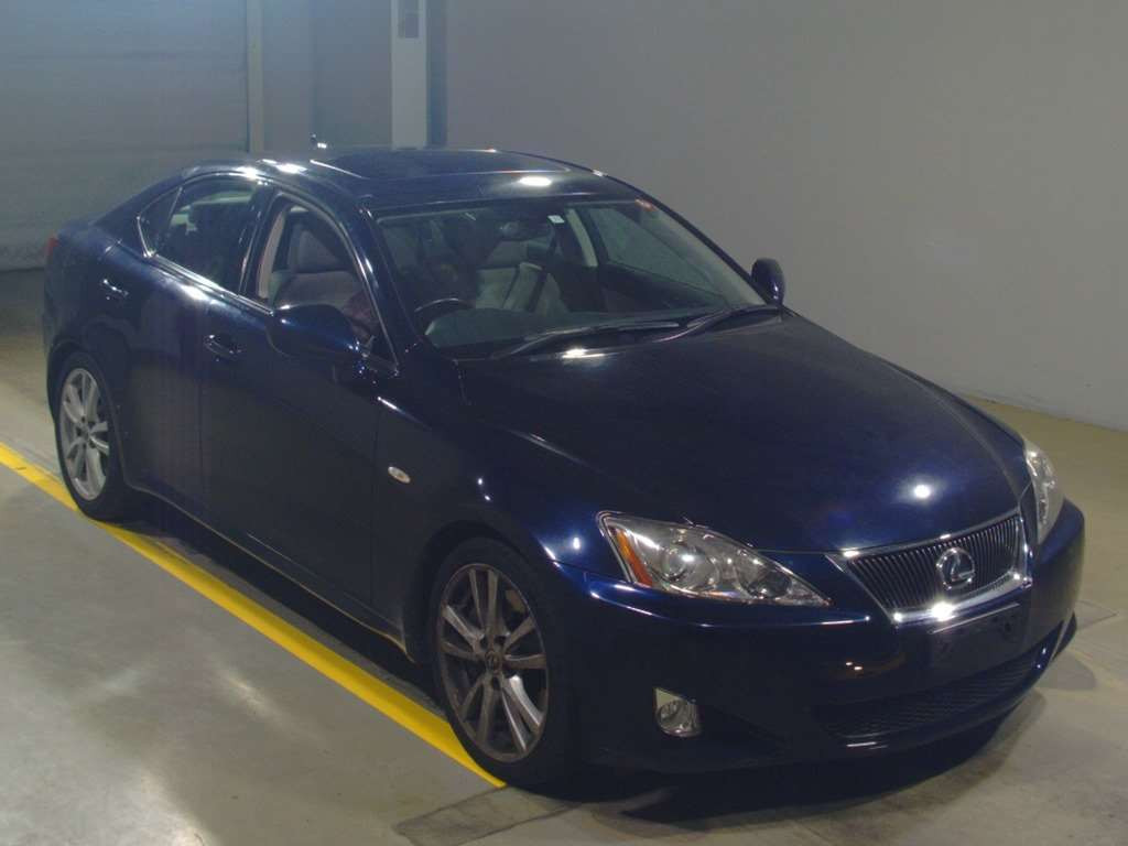 2005 Lexus IS GSE21[2]