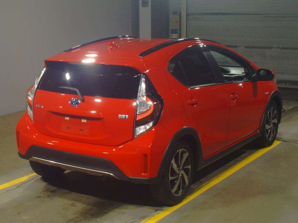 2019 Toyota Aqua NHP10H[1]