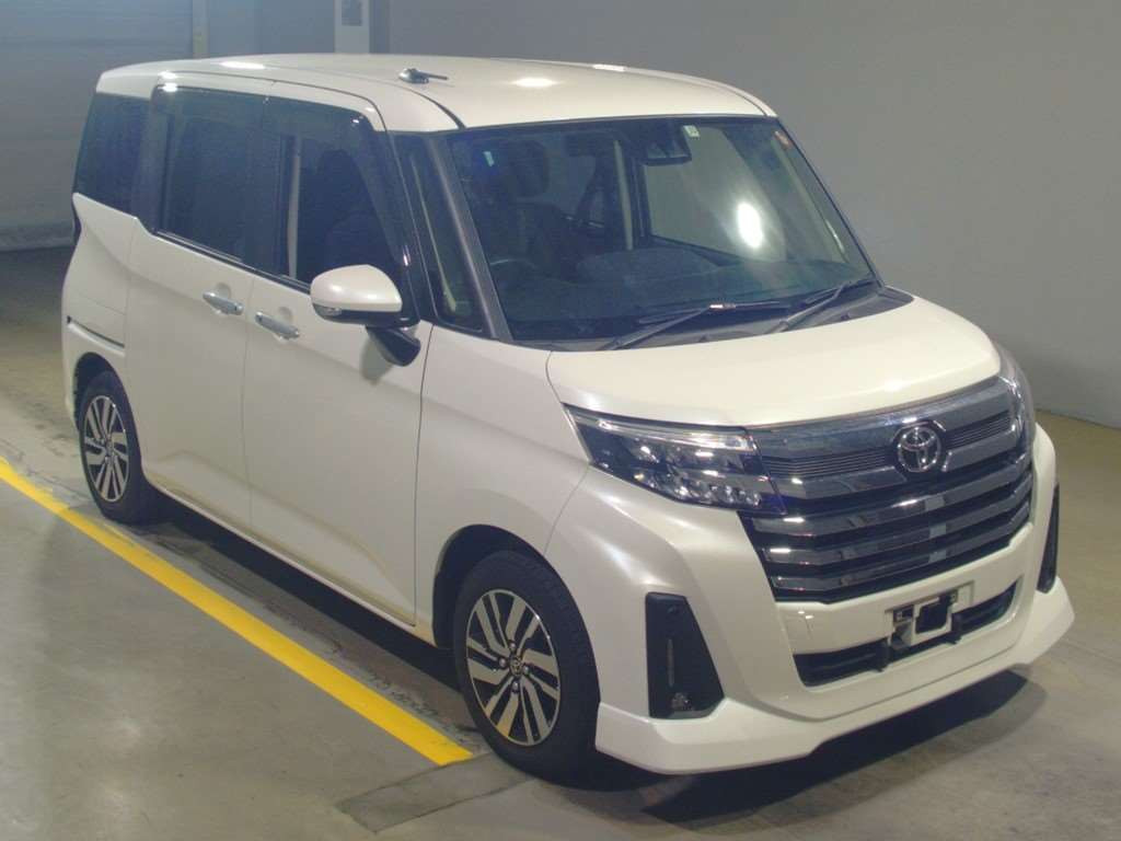 2021 Toyota Roomy M900A[2]