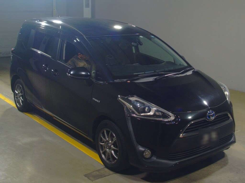 2017 Toyota Sienta NHP170G[2]