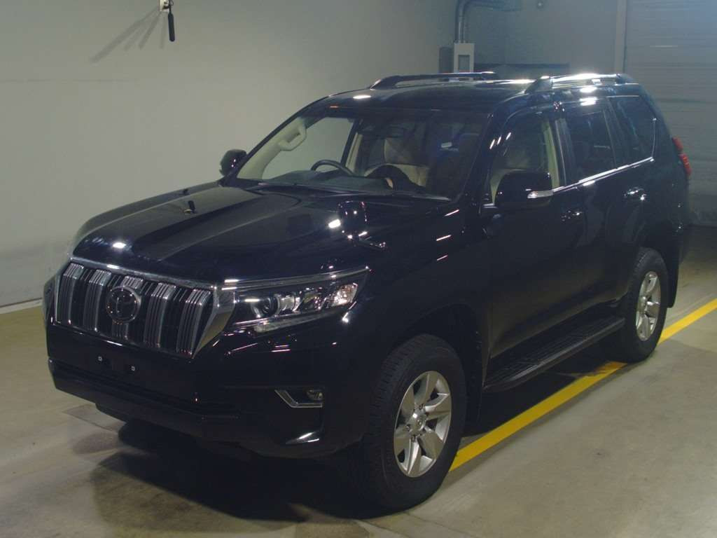 2017 Toyota Land Cruiser Prado TRJ150W[0]