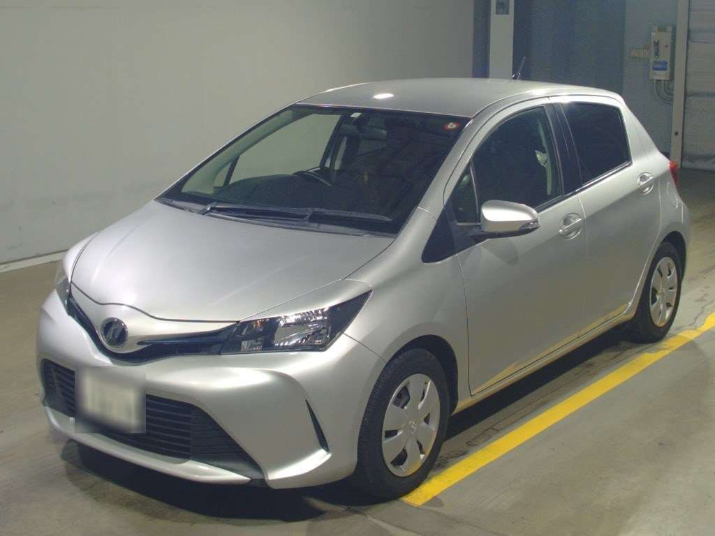 2014 Toyota Vitz NSP130[0]