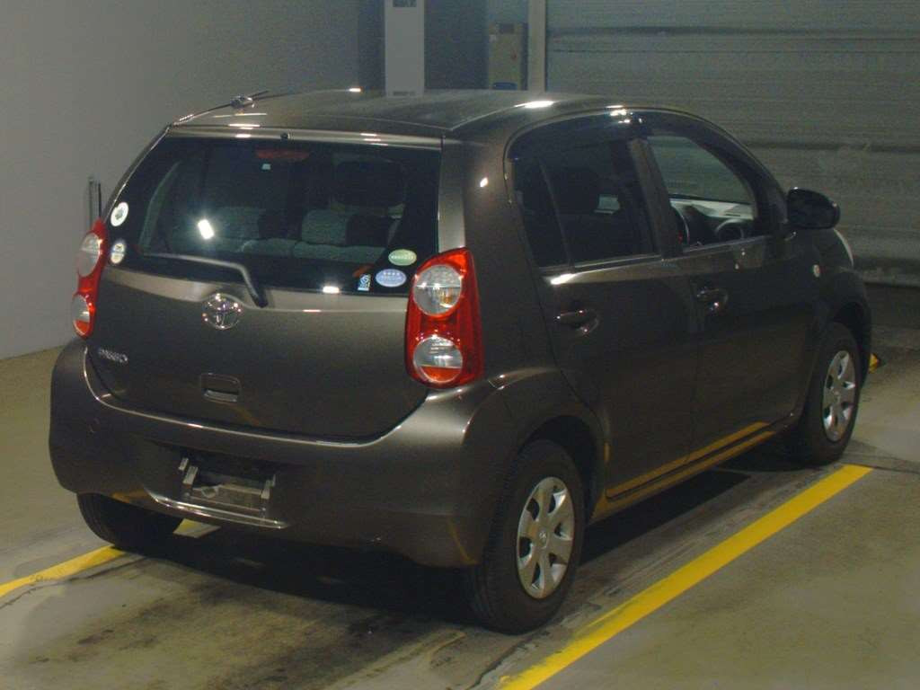 2014 Toyota Passo KGC30[1]