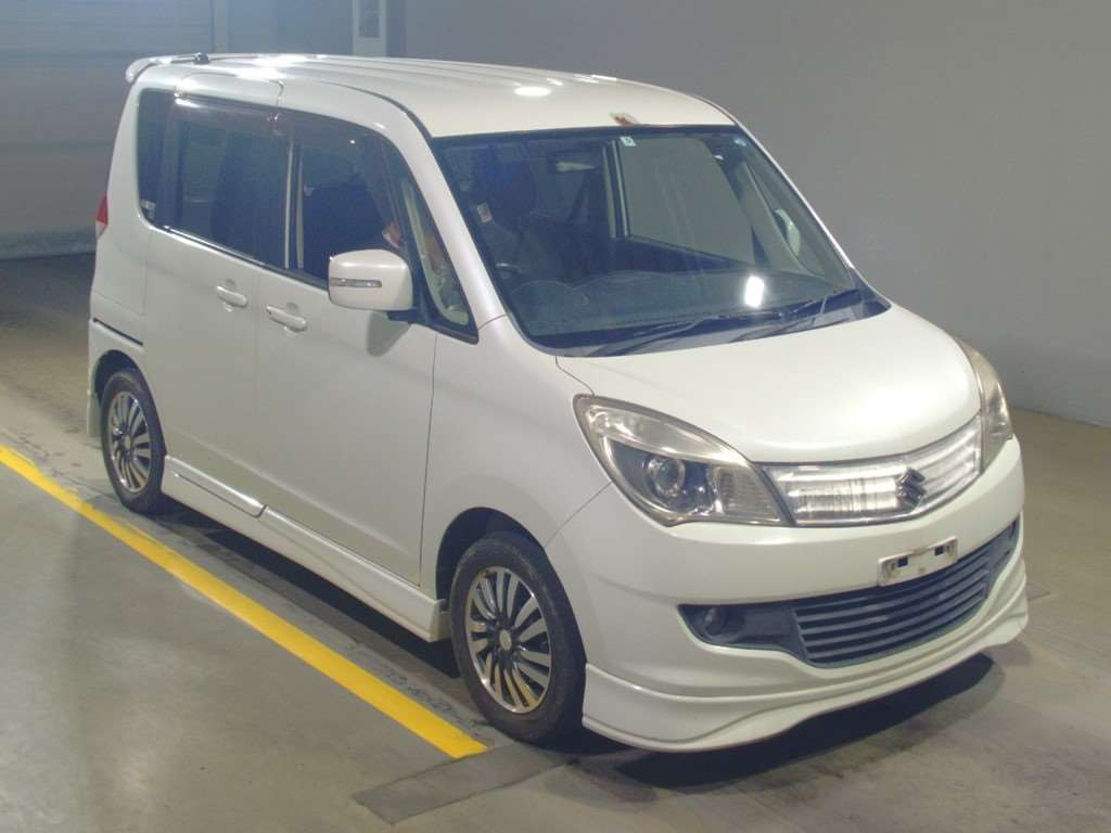 2011 Suzuki Solio MA15S[2]