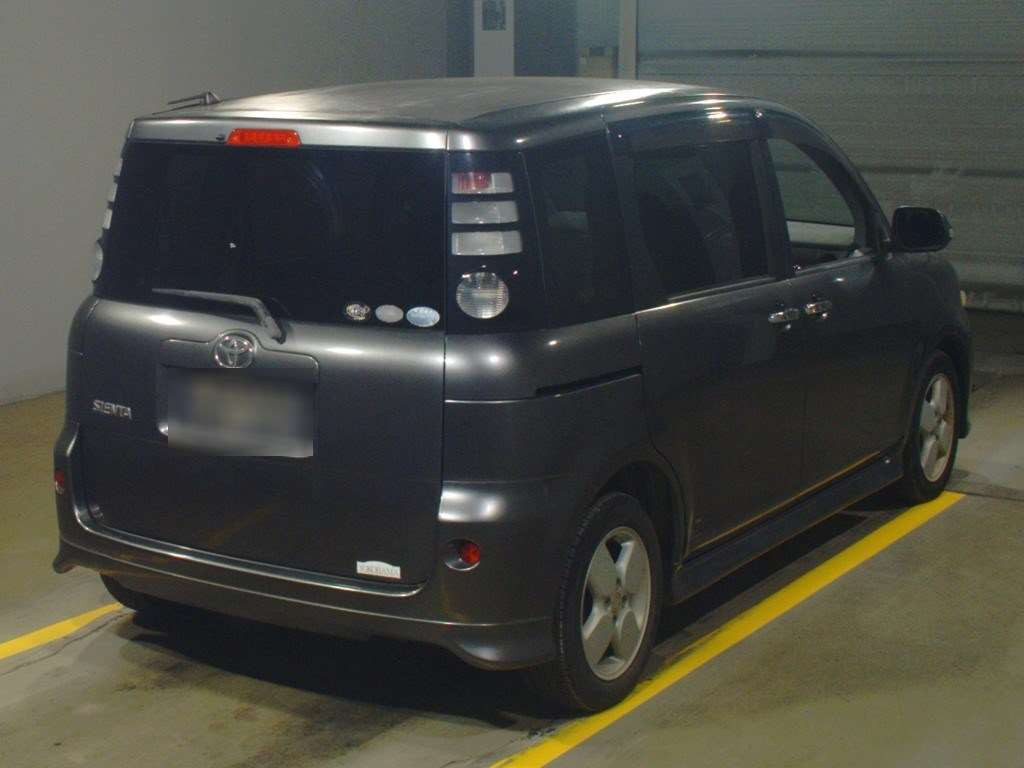 2007 Toyota Sienta NCP81G[1]