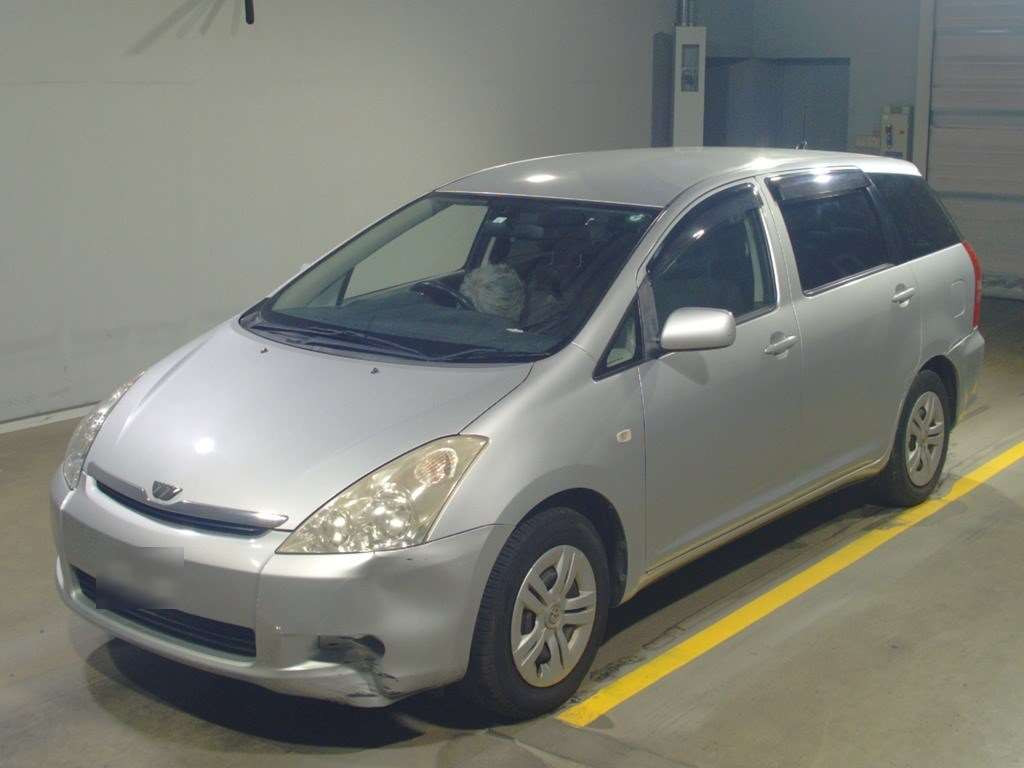 2005 Toyota Wish ZNE10G[0]