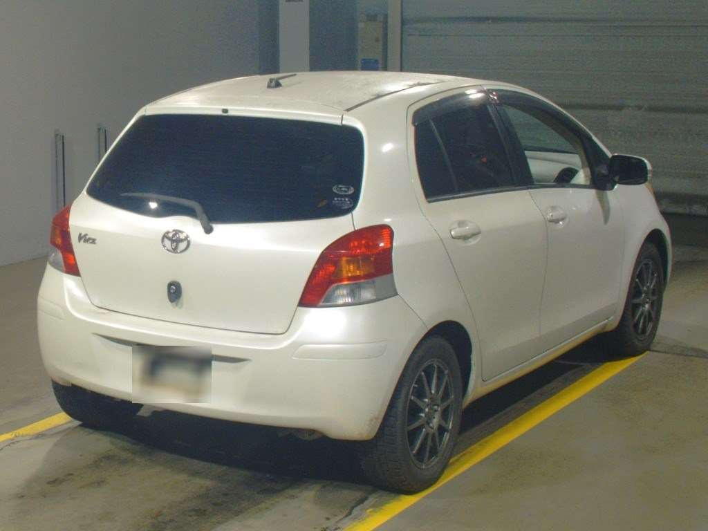 2007 Toyota Vitz KSP90[1]