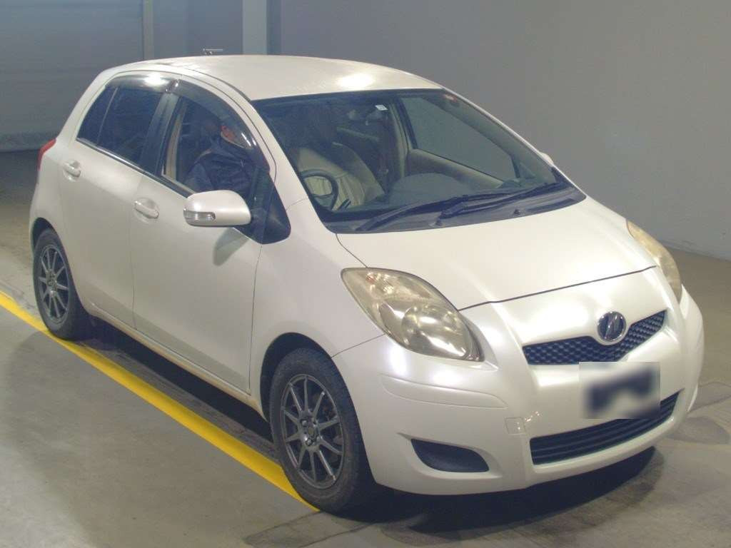 2007 Toyota Vitz KSP90[2]