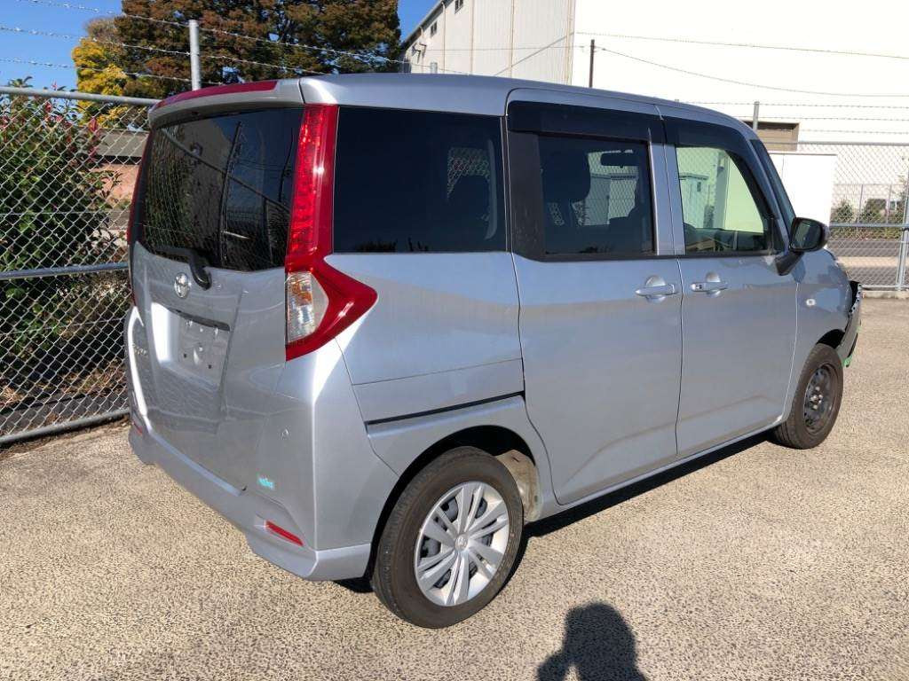 2023 Toyota Roomy M900A[1]